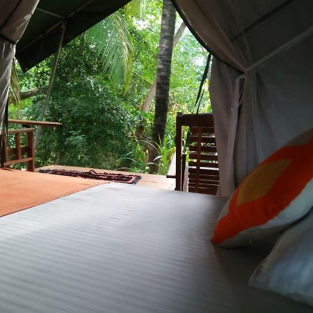 Makulu Safari Camping Udawalawe Exterior foto
