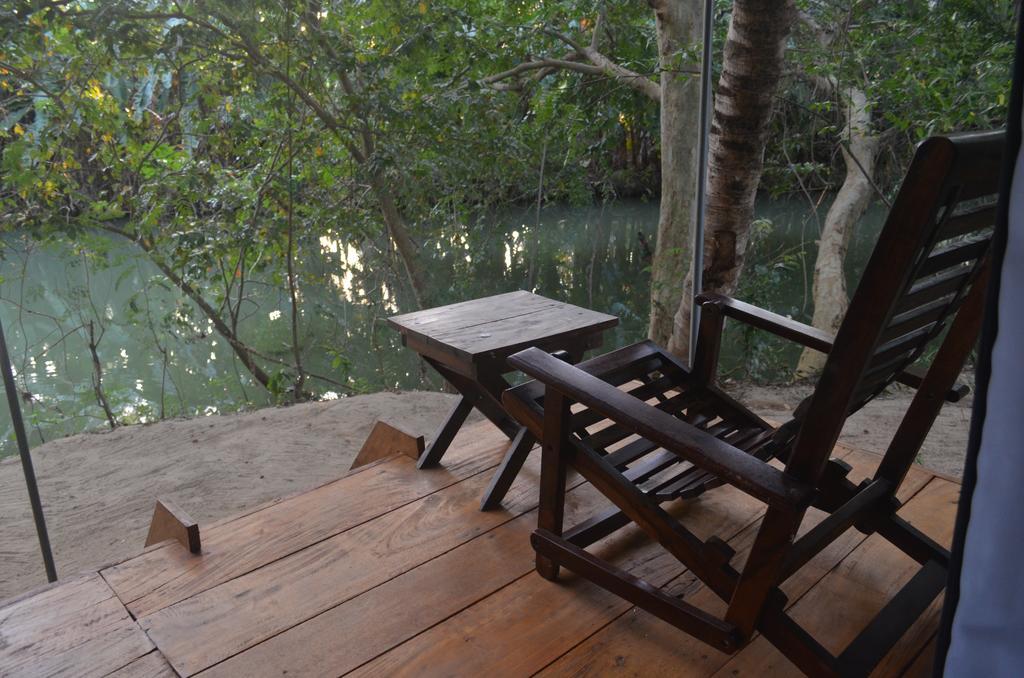 Makulu Safari Camping Udawalawe Exterior foto
