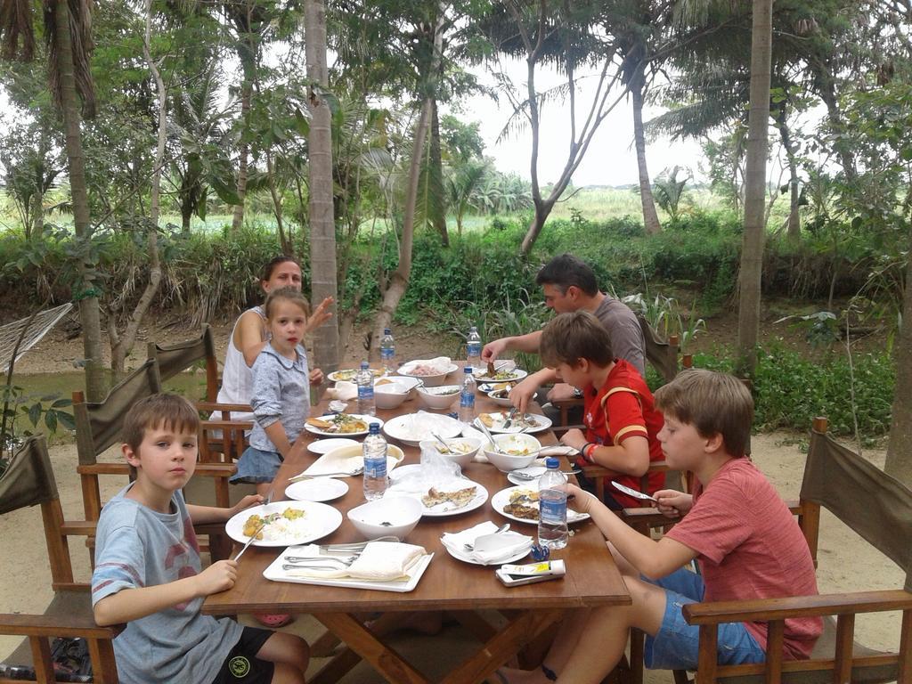 Makulu Safari Camping Udawalawe Exterior foto
